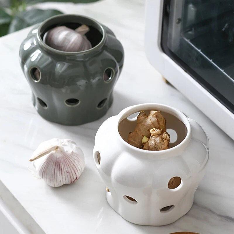 Creative Ceramic Garlic Storage Jar White Openwork Garlic Head Ginger Chili Pepper Millet Pepper Storage Jar Household Candy Box